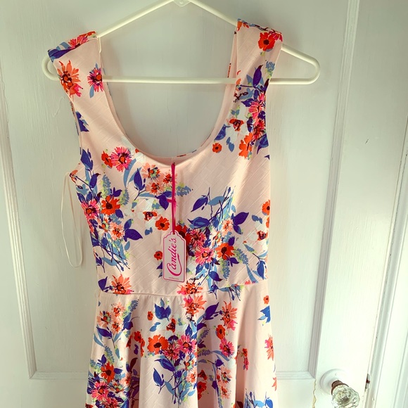 Dress - Picture 1 of 1